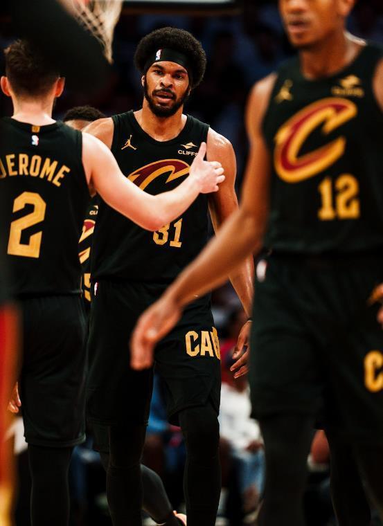 官方平台-穆古鲁扎重要时刻晋级下一阶段，篮网带队取胜！的简单介绍-官方平台