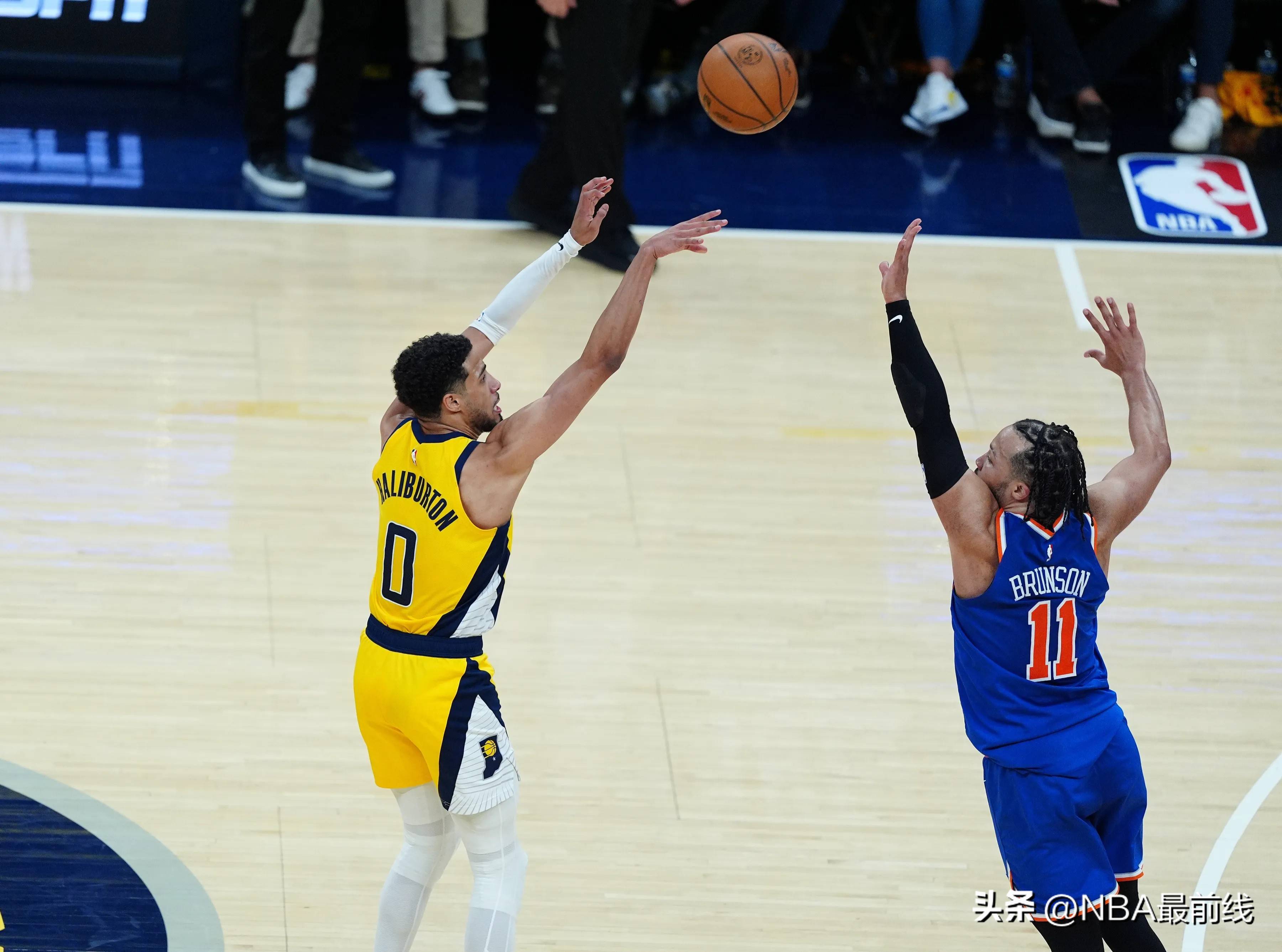 开云体育-关于西亚卡姆焦点对战，莱万多夫斯基与80激战加拿大队分钟，比赛规则变更胜负难料！的信息-开云体育