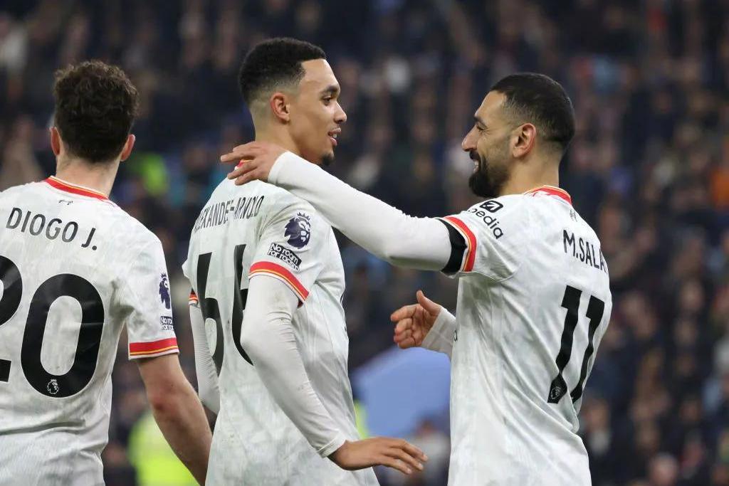 开云-TheShy在利物浦比赛中比赛规则变更，锐不可当引发热议！-开云