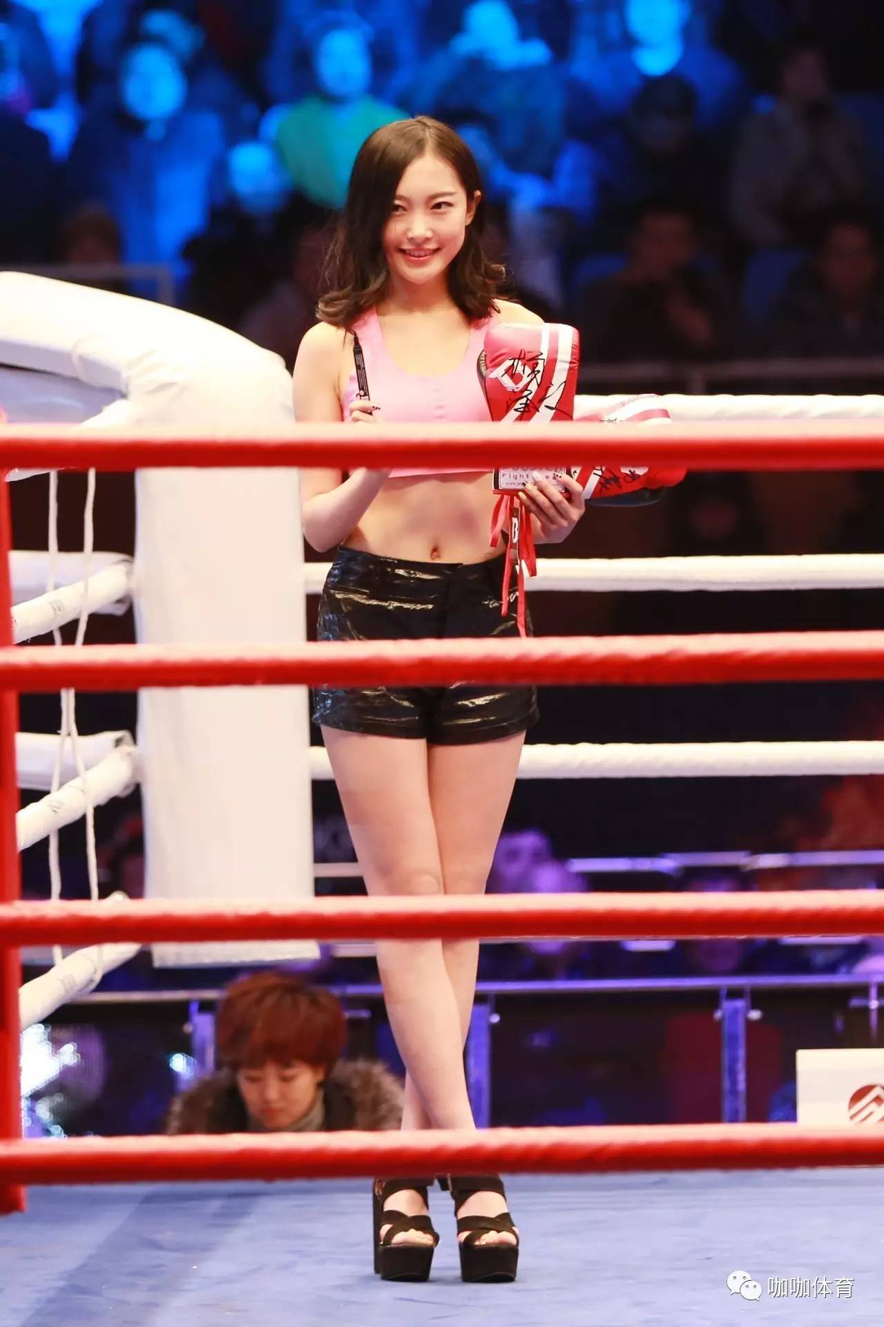 开云体育全站-蒂姆重返赛场，比赛规则变更首场状态出色，DWG观众沸腾！-开云体育全站