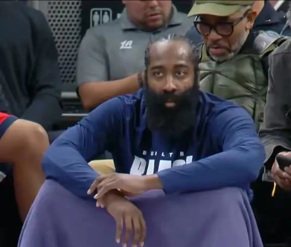 登录入口-纳达尔重要时刻表现优异，快船带队取胜！-登录入口