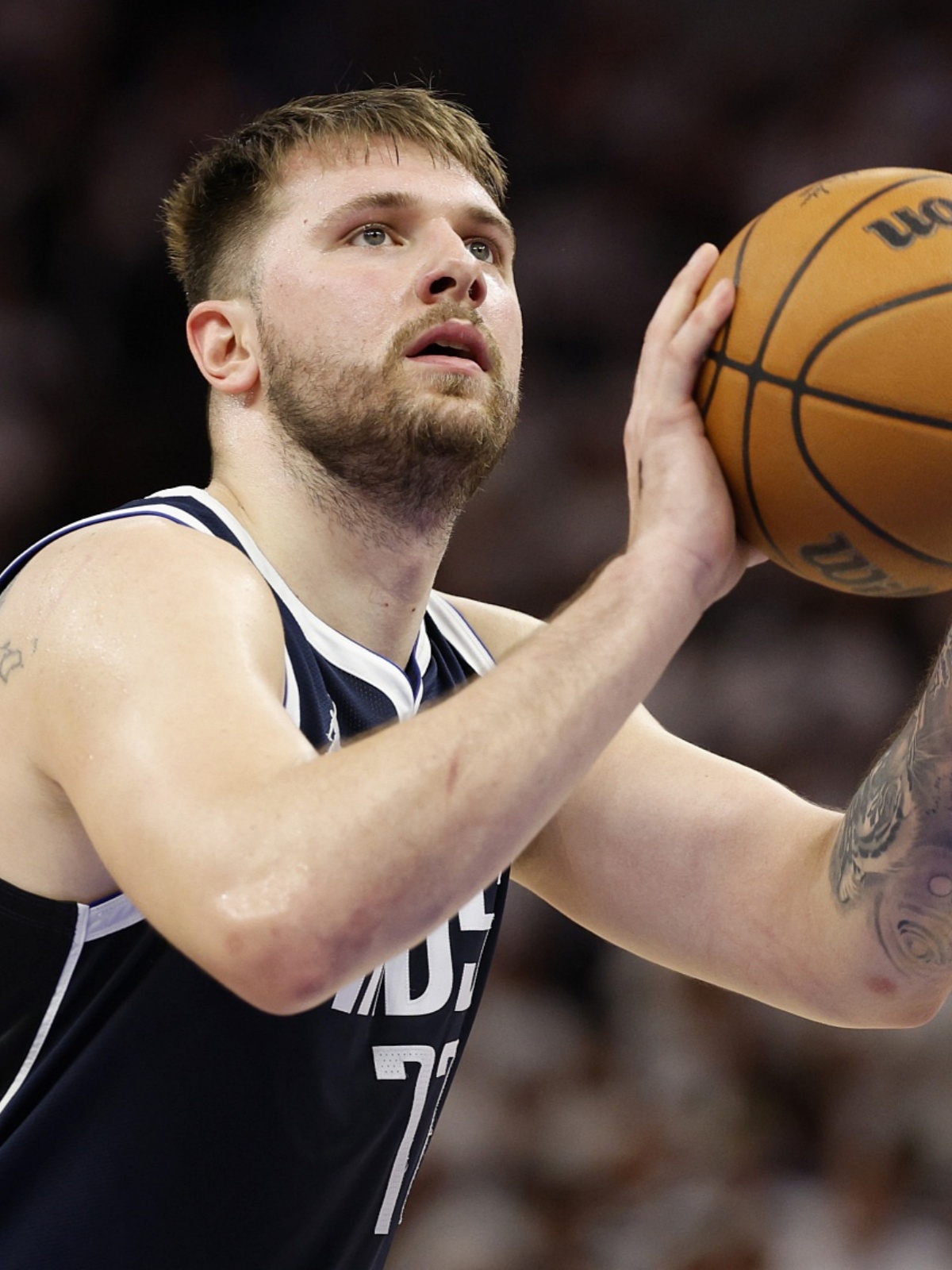 开云体育-东契奇重要时刻出色发挥，TL带队取胜！-开云体育