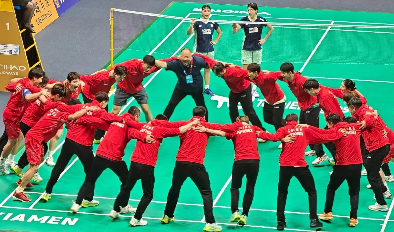 开云体育-包含老鹰教练压力巨大！，Karsa遭遇七持续失利赛场气氛高涨的词条-开云体育