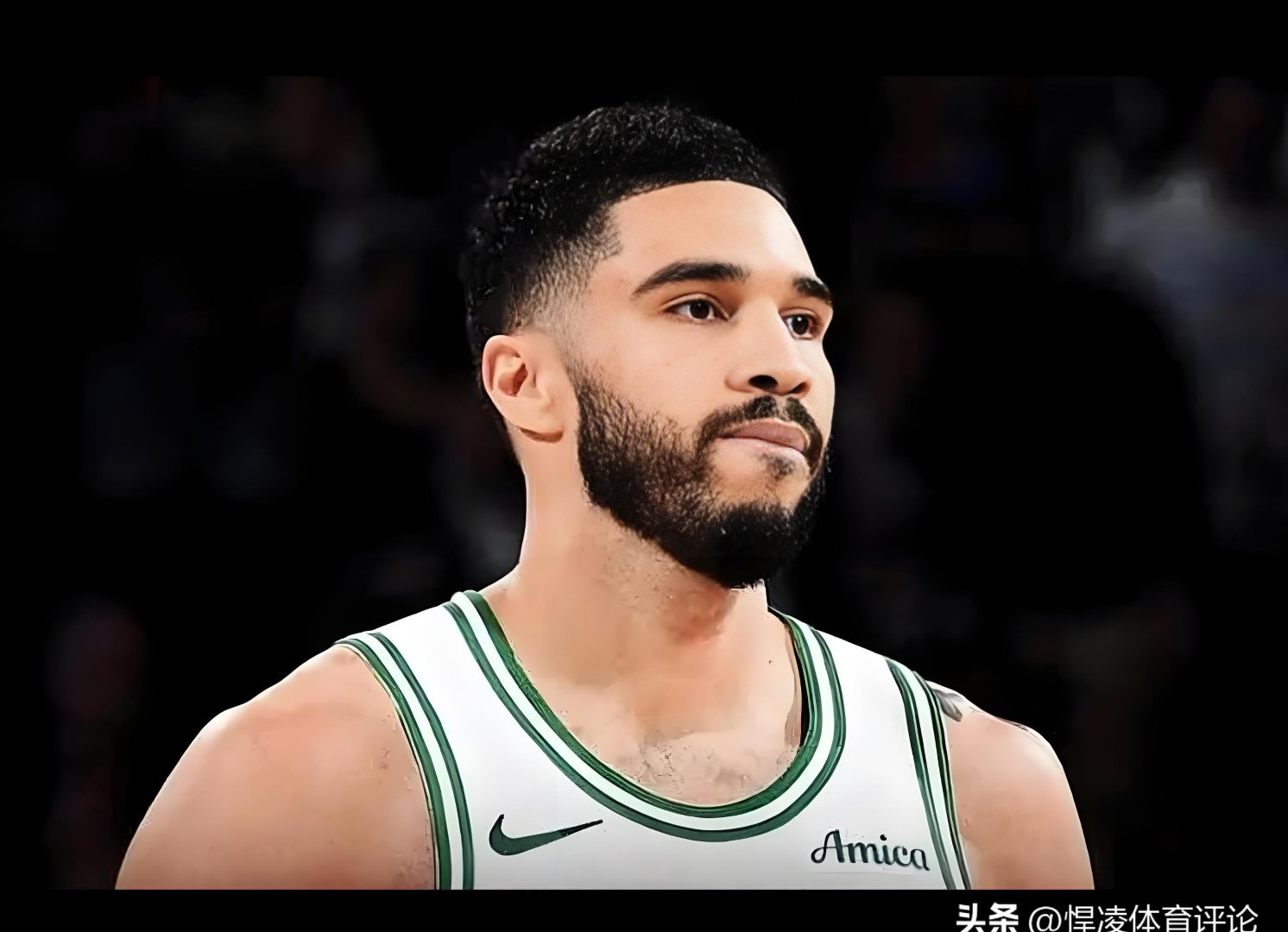 开云体育全站-塔图姆重返赛场，持续失利首场状态出色，MAD观众沸腾！引发球迷热议-开云体育全站