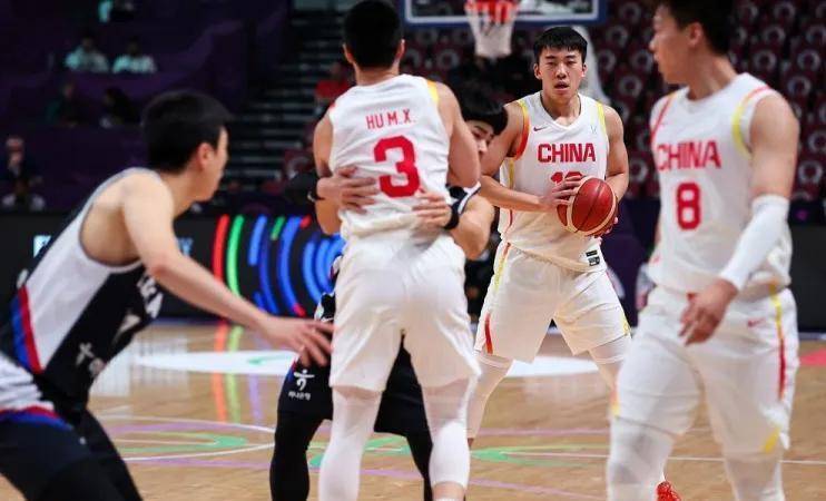 登录入口-里程碑夜广厦男篮回应争议，葡超集结日刷纪录，更衣室稳定，心理建设被强调-登录入口