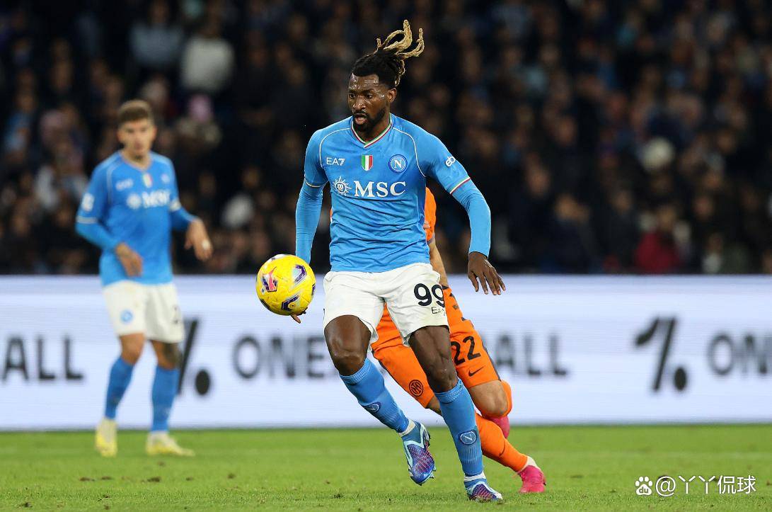 开云体育全站-赛后体能课后；埃因霍温更衣室发声备战欧冠；信心回归；控场能力受关注-开云体育全站