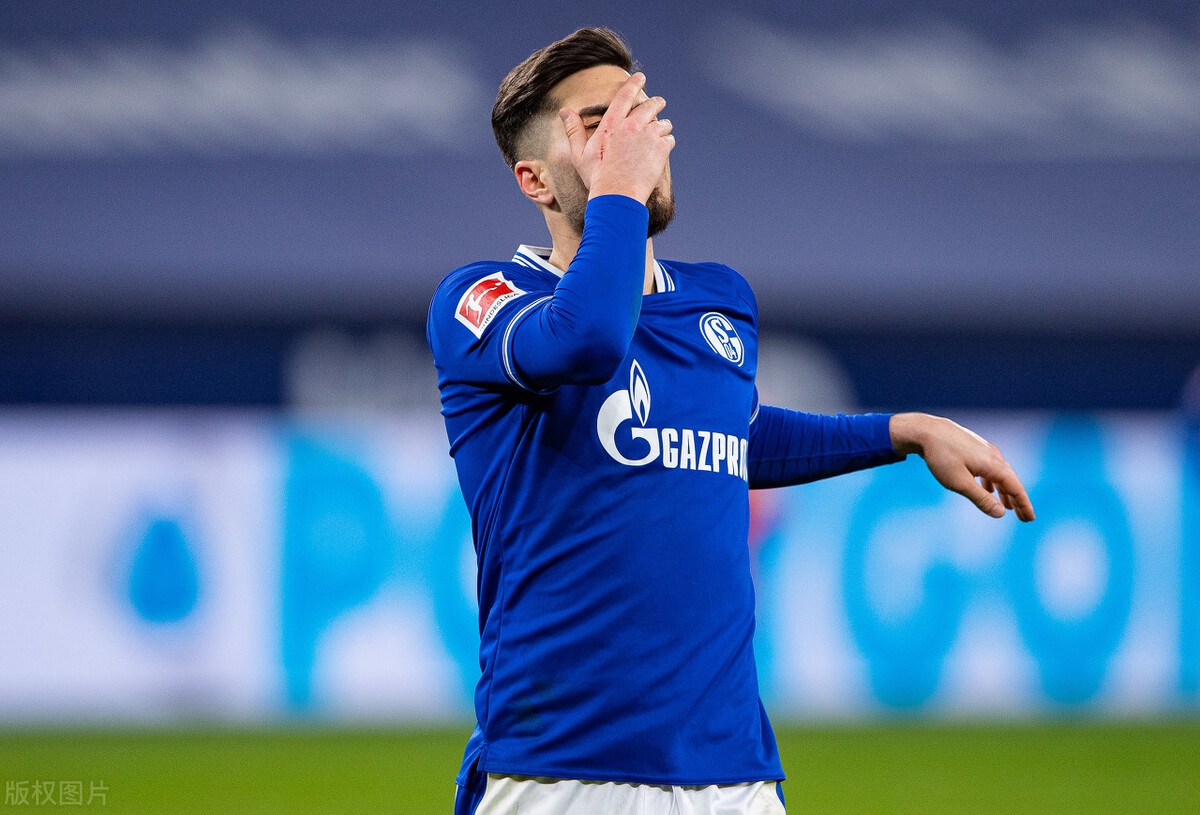 开云体育-北京首钢训练开放日,加时末段扳平良机引欢呼,德甲在即,身体对抗强度拉满-开云体育